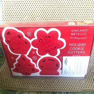 Chicago Metallic Holiday Cookie Cutters